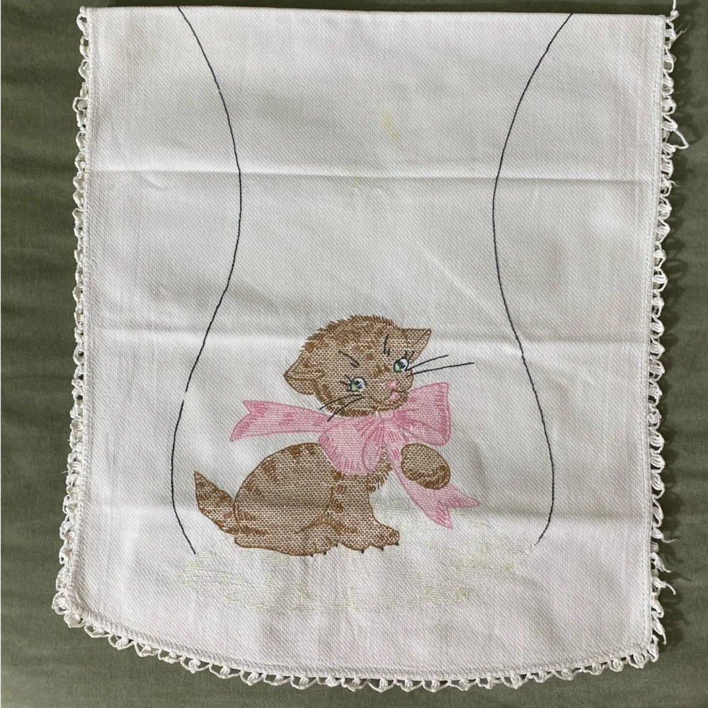 Vintage runner and round cross stitch lot of 2 flowers and kittens OSK